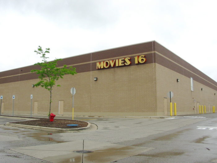 MJR Universal Grand Cinema 16 - June 2002 (newer photo)